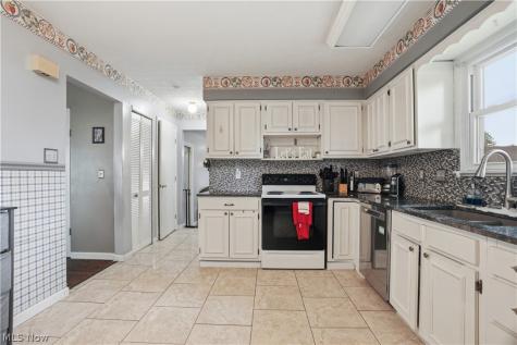 36515 Starboard Drive Eastlake OH 44095