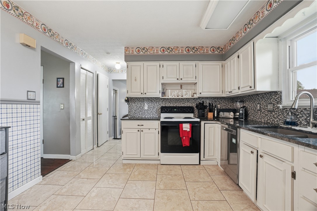 36515 Starboard Drive Eastlake OH 44095
