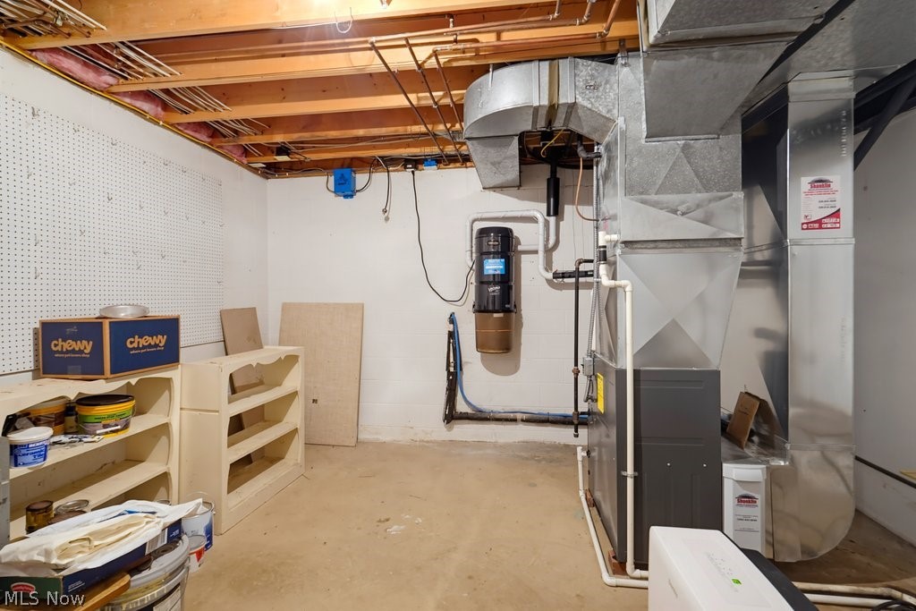 18079 Davis Road Dalton OH 44618