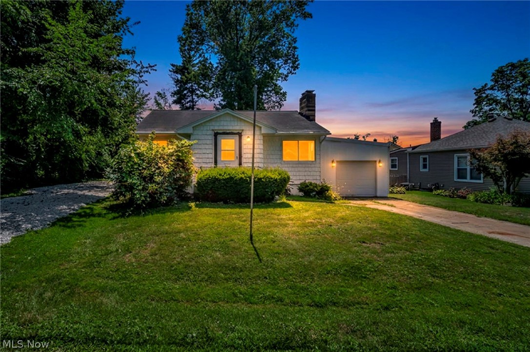 420 W Willowview Drive Akron OH 44319