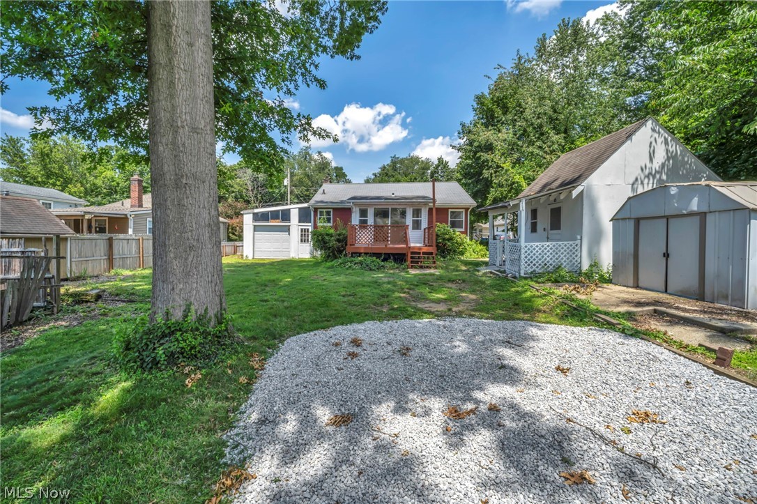 420 W Willowview Drive Akron OH 44319