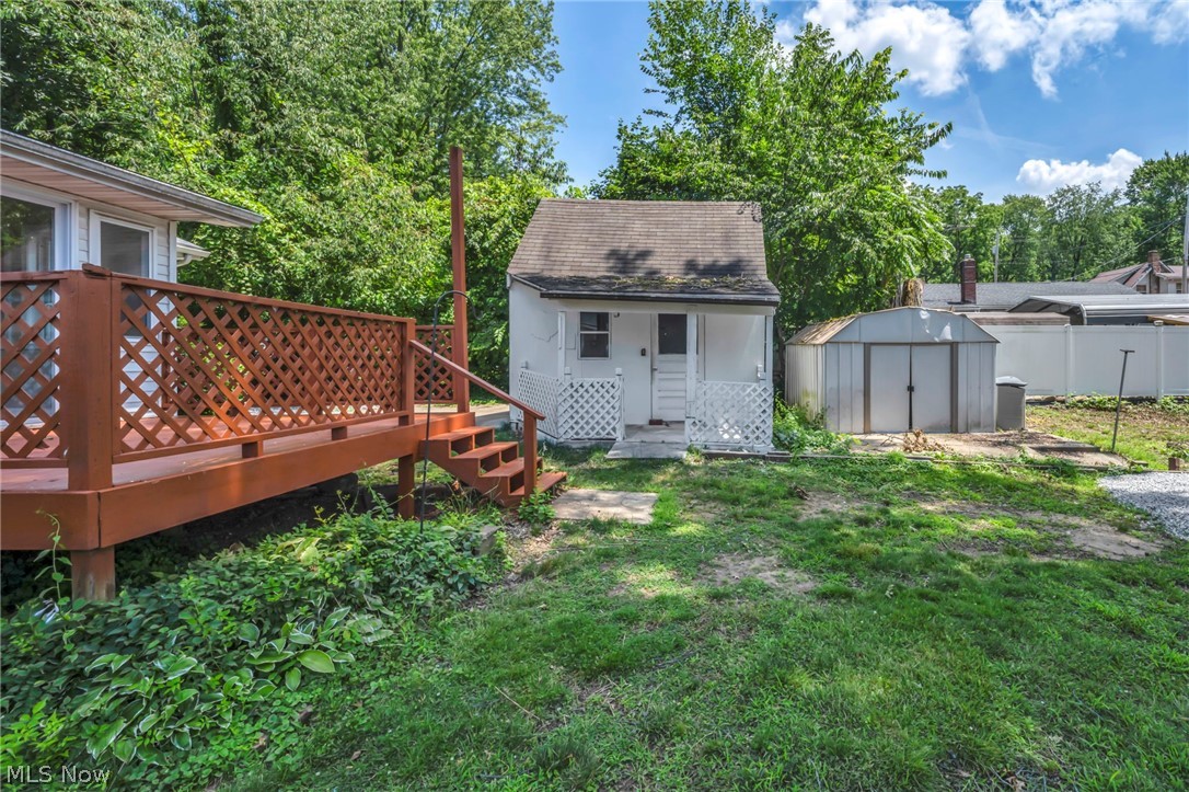 420 W Willowview Drive Akron OH 44319