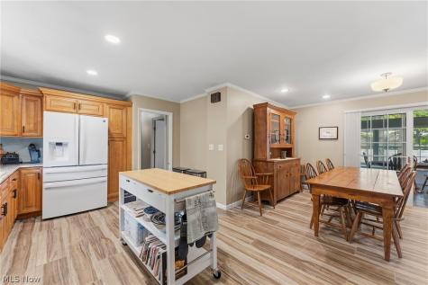5923 Mills Creek Lane North Ridgeville OH 44039