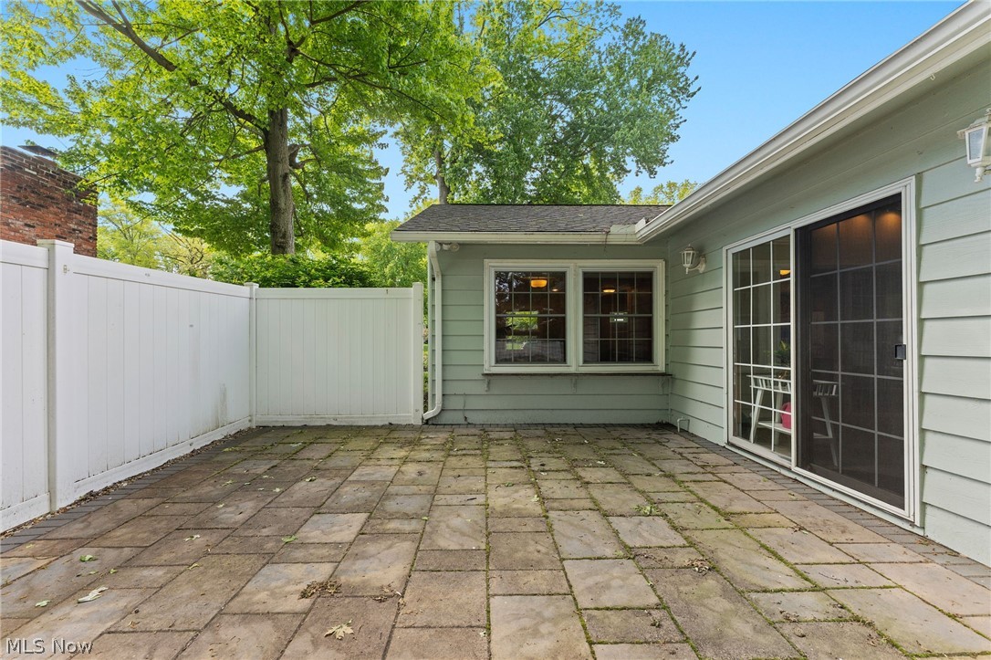 5923 Mills Creek Lane North Ridgeville OH 44039