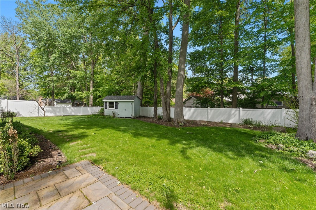 5923 Mills Creek Lane North Ridgeville OH 44039