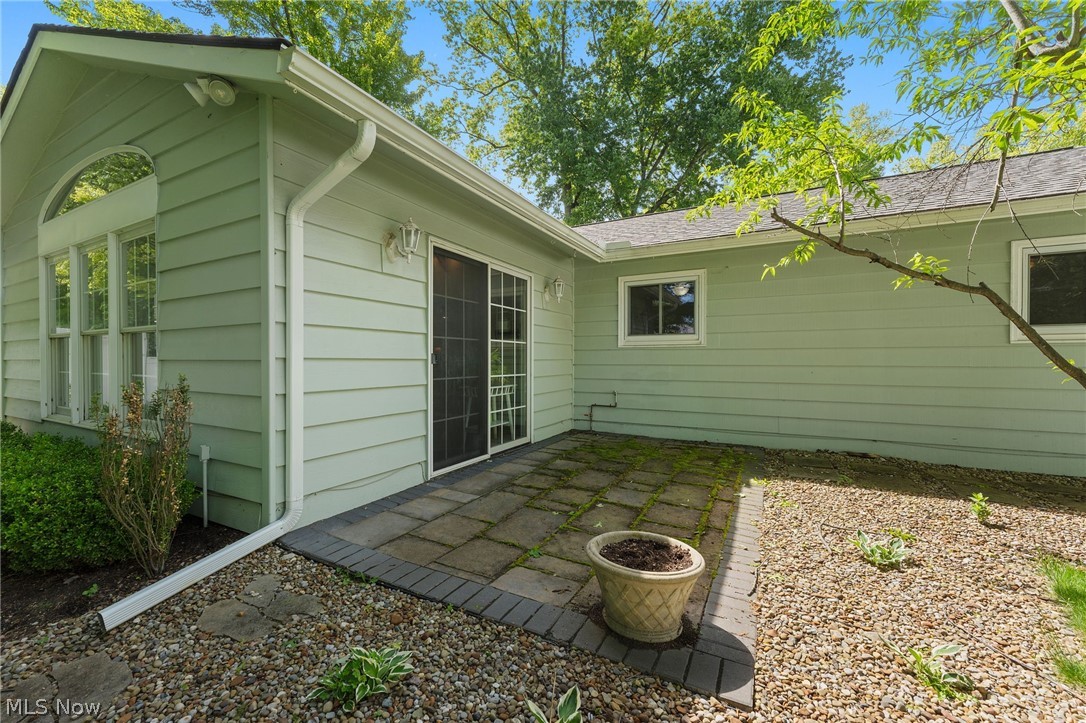 5923 Mills Creek Lane North Ridgeville OH 44039