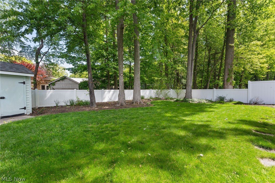5923 Mills Creek Lane North Ridgeville OH 44039