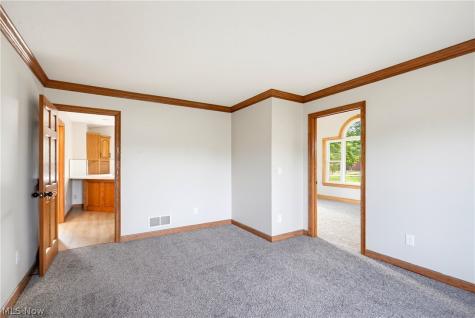 11316 Cleveland Avenue NW Uniontown OH 44685