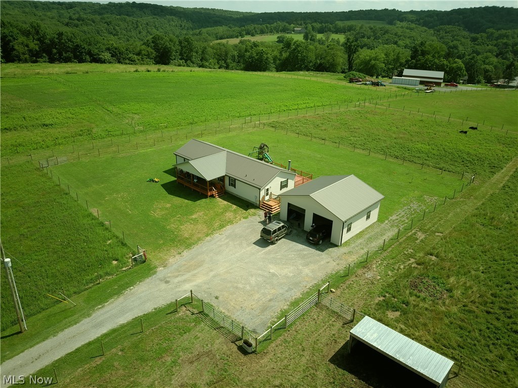 16167 Echo Valley Road Wellsville OH 43968