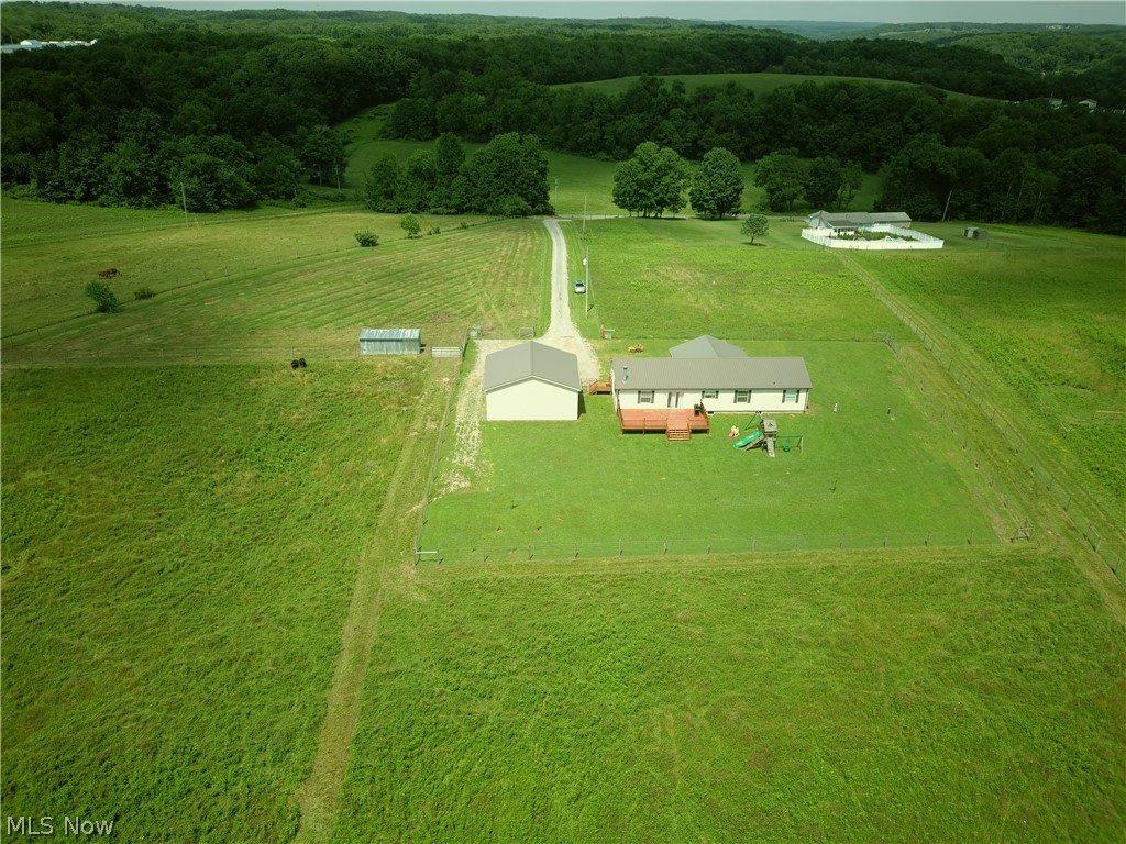 16167 Echo Valley Road Wellsville OH 43968