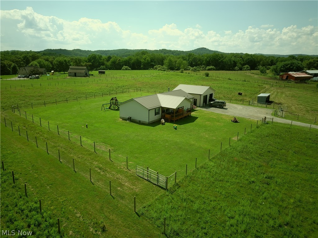 16167 Echo Valley Road Wellsville OH 43968