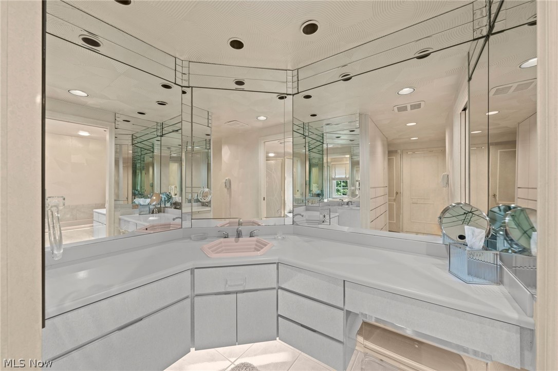 2740 Belgrave Road Pepper Pike OH 44124