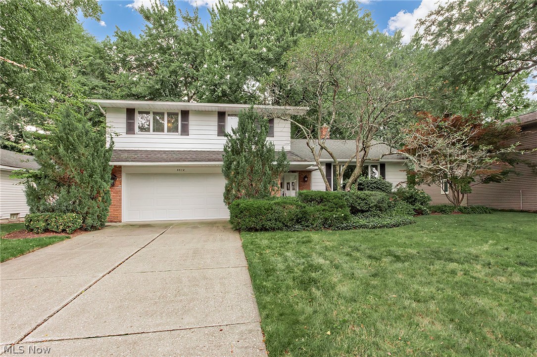 5512 Lansbury Lane Lyndhurst OH 44124
