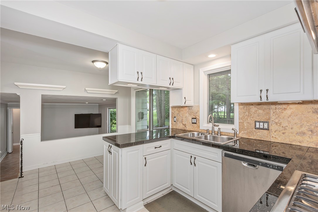 5512 Lansbury Lane Lyndhurst OH 44124