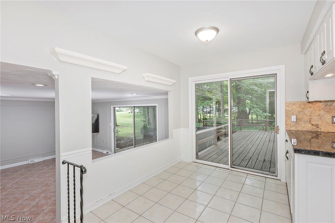 5512 Lansbury Lane Lyndhurst OH 44124