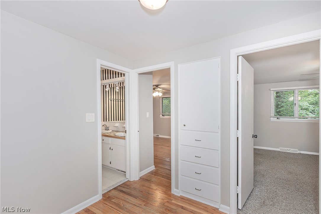 5512 Lansbury Lane Lyndhurst OH 44124