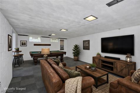 5512 Lansbury Lane Lyndhurst OH 44124