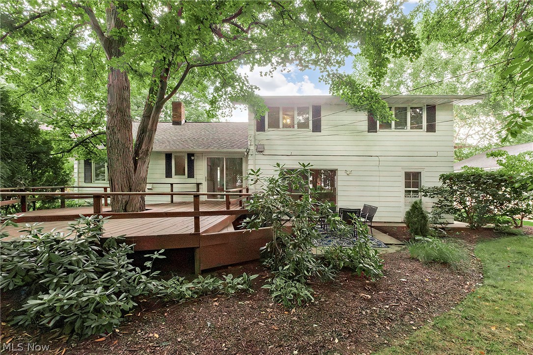 5512 Lansbury Lane Lyndhurst OH 44124