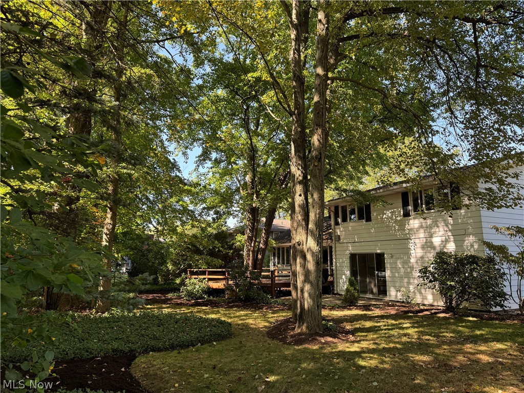 5512 Lansbury Lane Lyndhurst OH 44124