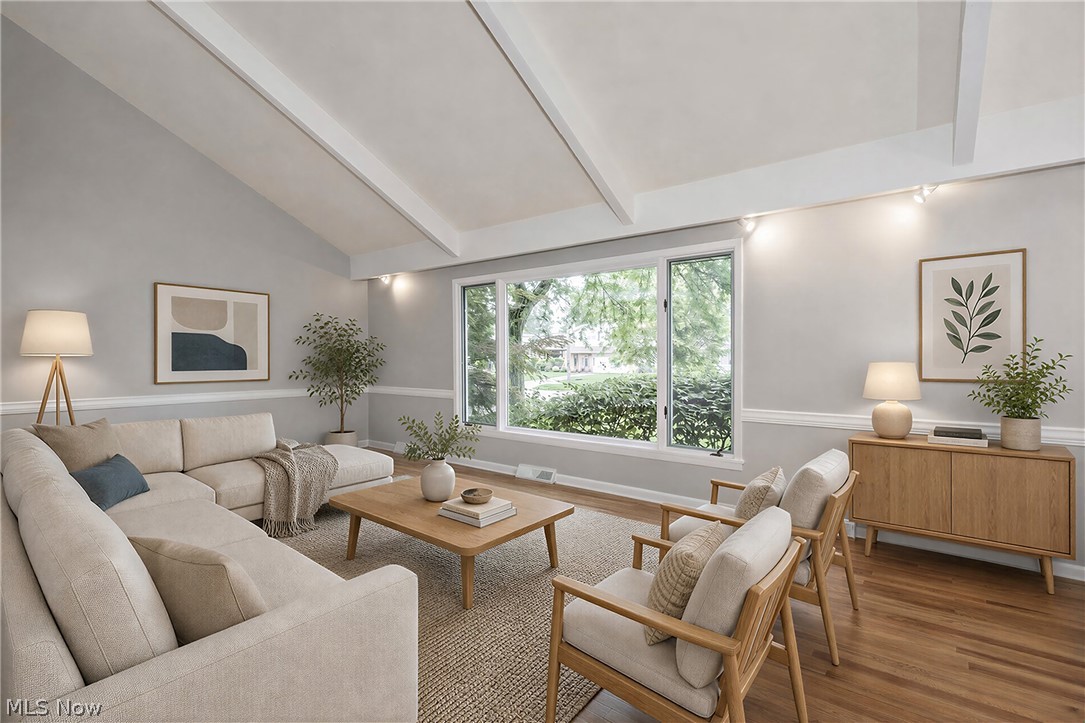 5512 Lansbury Lane Lyndhurst OH 44124