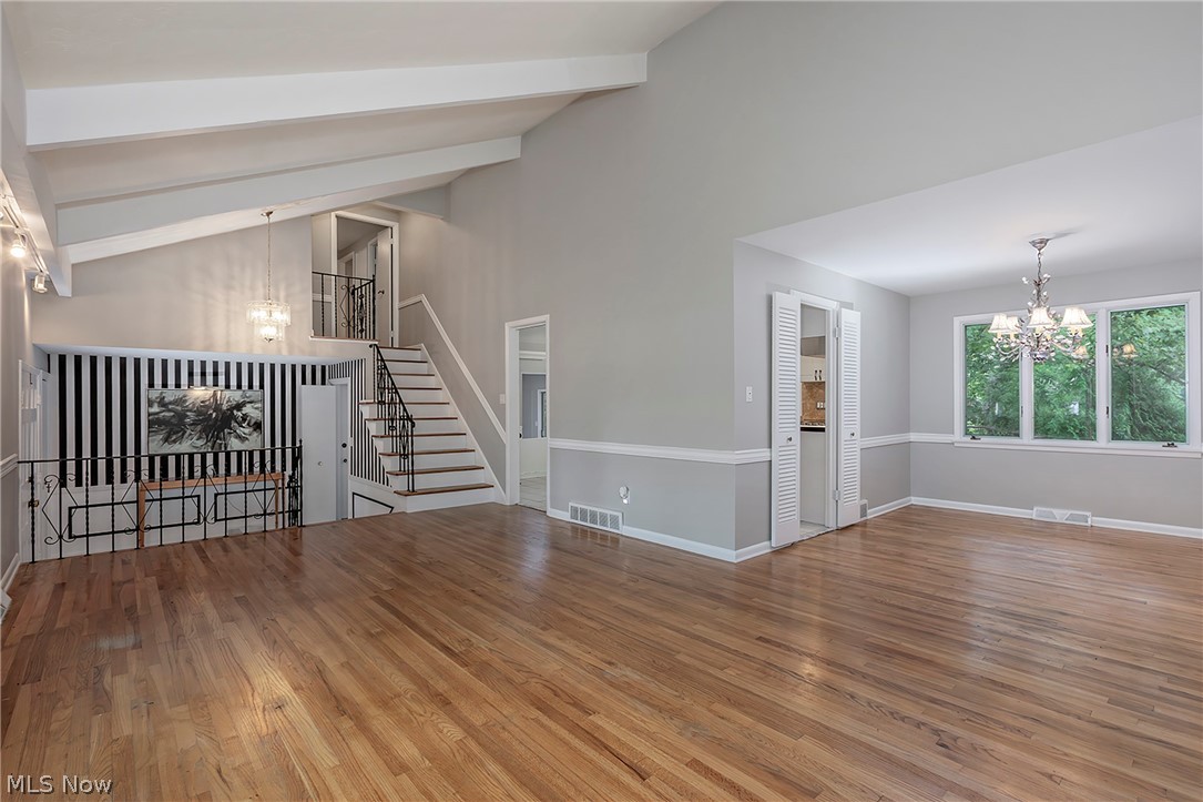 5512 Lansbury Lane Lyndhurst OH 44124