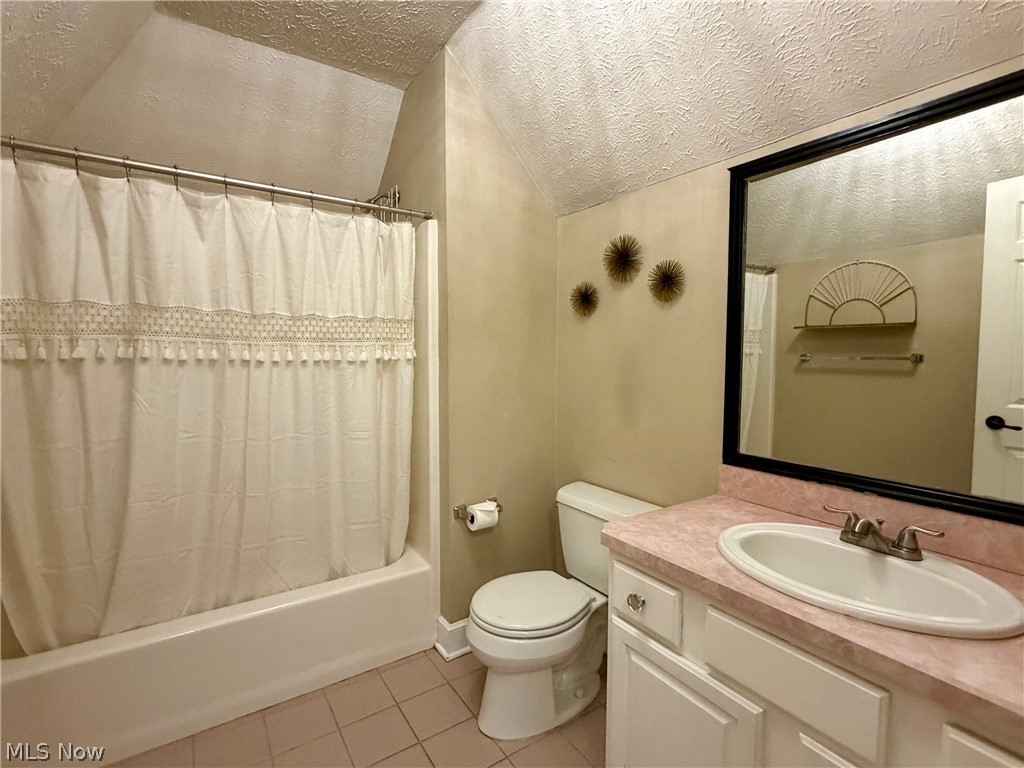 11625 Regent Park Drive Chardon OH 44024