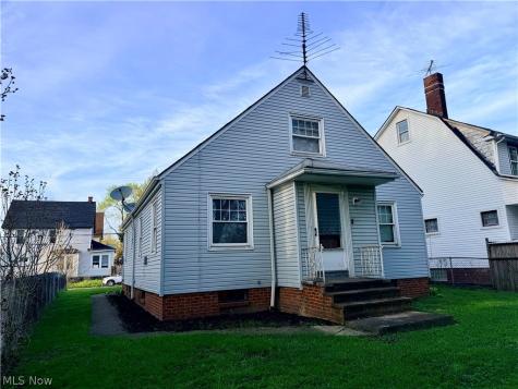 10506 Park Heights Road Cleveland OH 44104