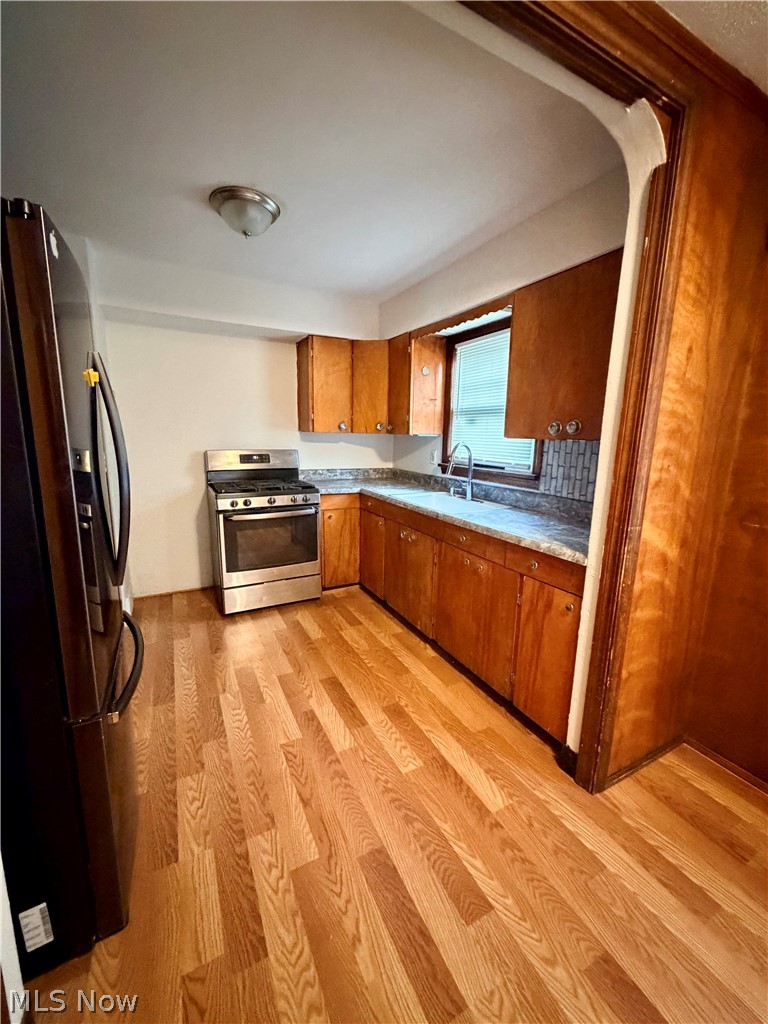 10506 Park Heights Road Cleveland OH 44104