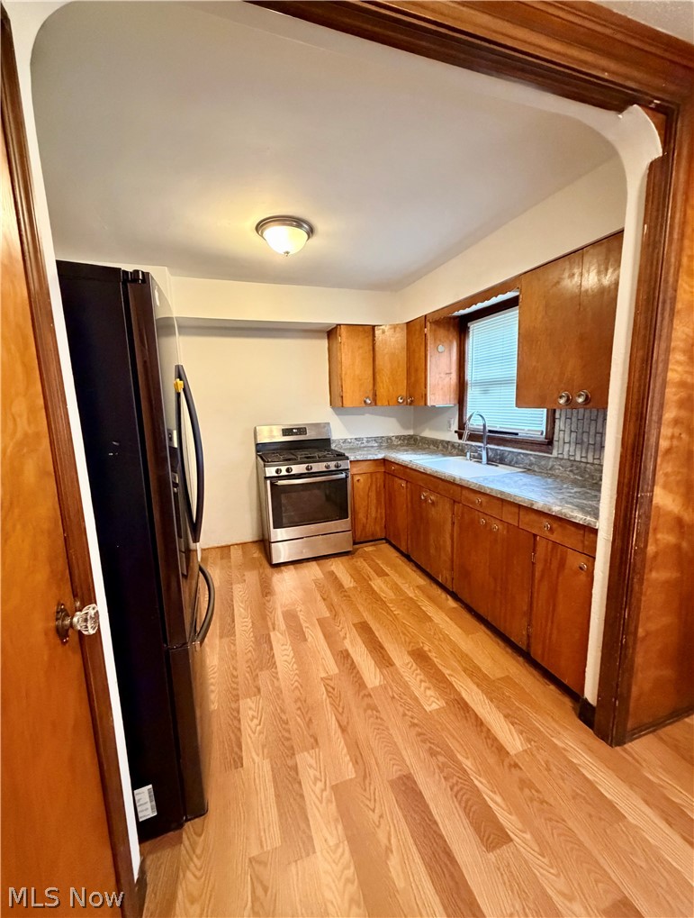 10506 Park Heights Road Cleveland OH 44104