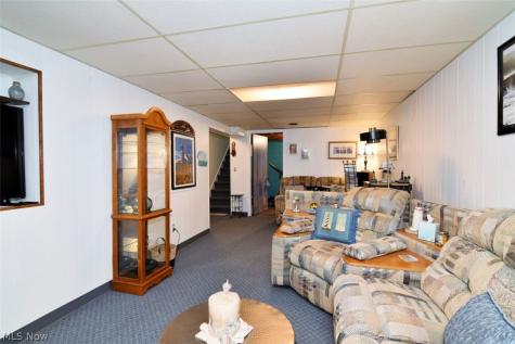 594 Terra Lane Amherst OH 44001