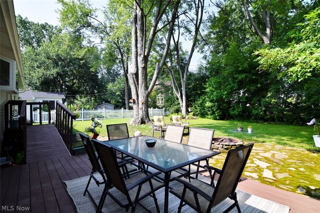 594 Terra Lane Amherst OH 44001
