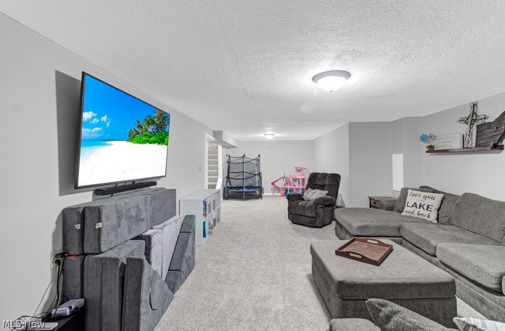 251 E Mohawk Drive Malvern OH 44644