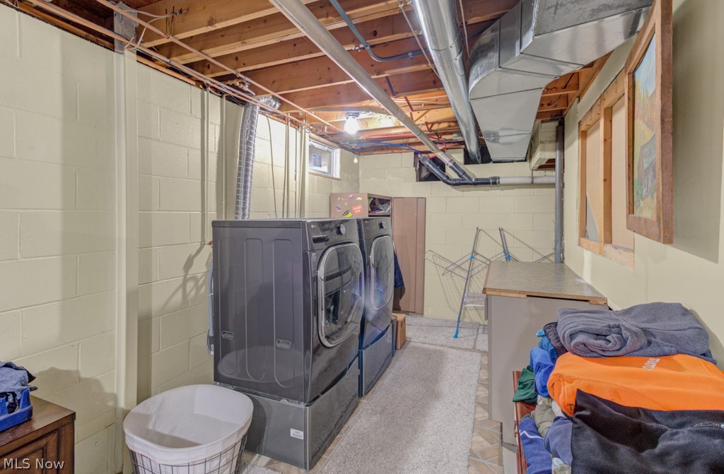 251 E Mohawk Drive Malvern OH 44644