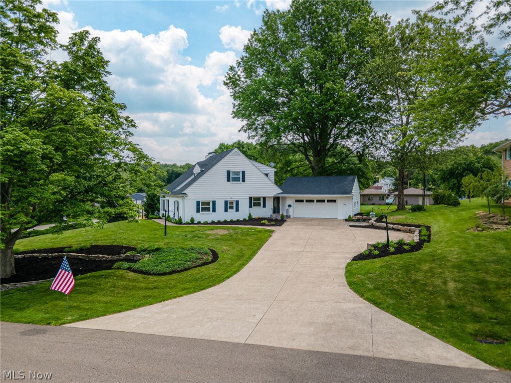 1691 Knob Hill Drive Coshocton OH 43812