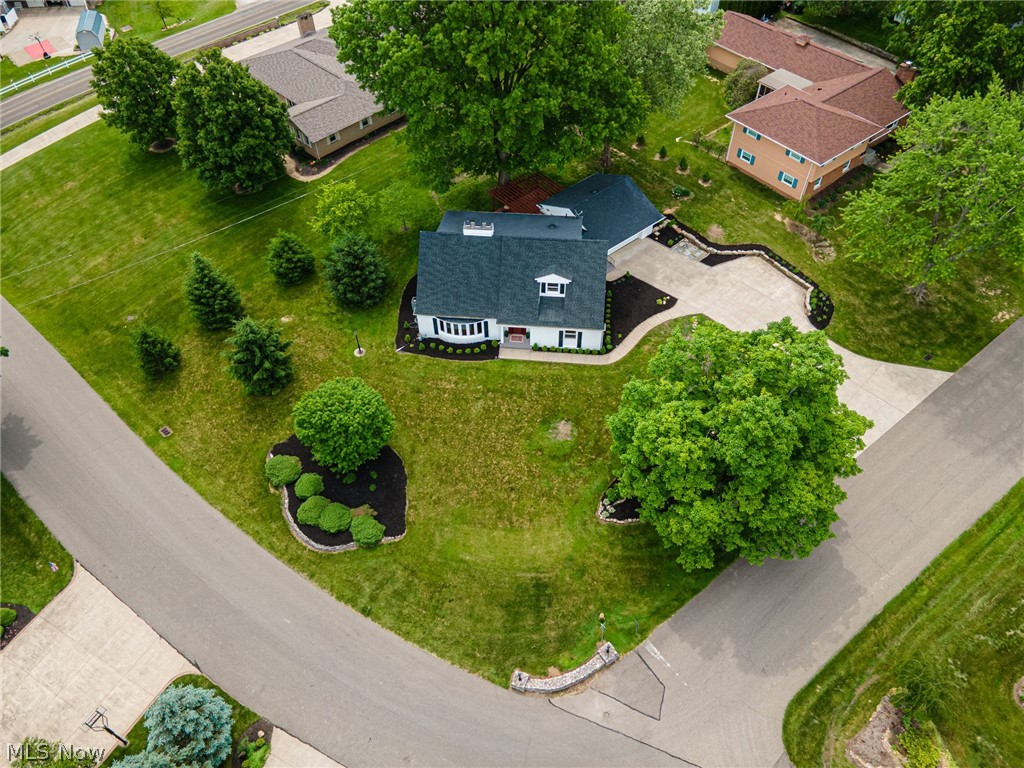 1691 Knob Hill Drive Coshocton OH 43812