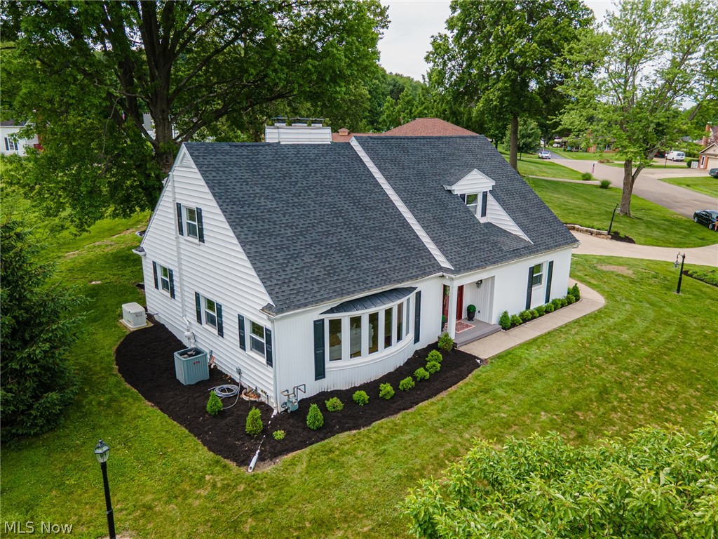 1691 Knob Hill Drive Coshocton OH 43812