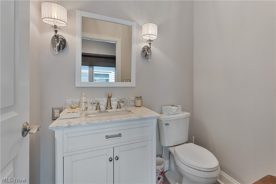 101 Pin Oak Place Campbell OH 44405