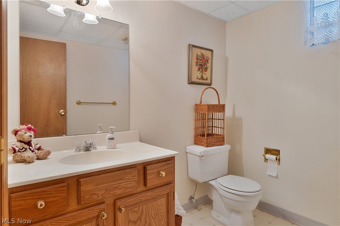 101 Pin Oak Place Campbell OH 44405