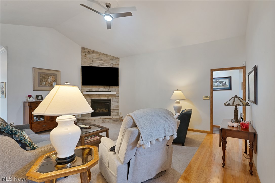 101 Pin Oak Place Campbell OH 44405