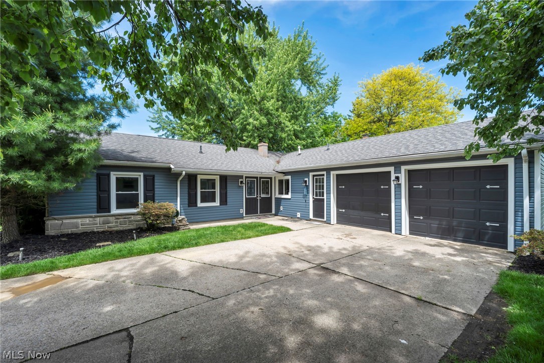 150 Greenbriar Drive Aurora OH 44202