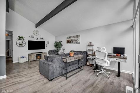 150 Greenbriar Drive Aurora OH 44202