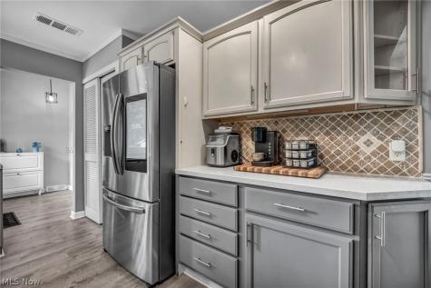 150 Greenbriar Drive Aurora OH 44202