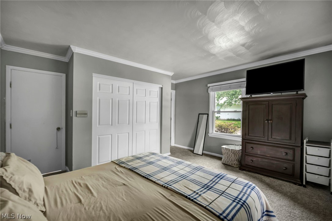 150 Greenbriar Drive Aurora OH 44202