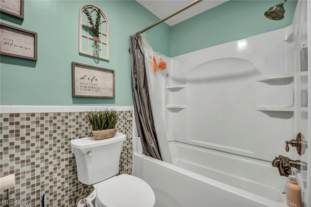 150 Greenbriar Drive Aurora OH 44202