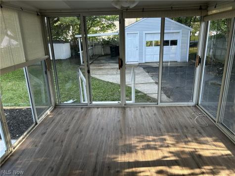 682 Barbara Avenue Akron OH 44306