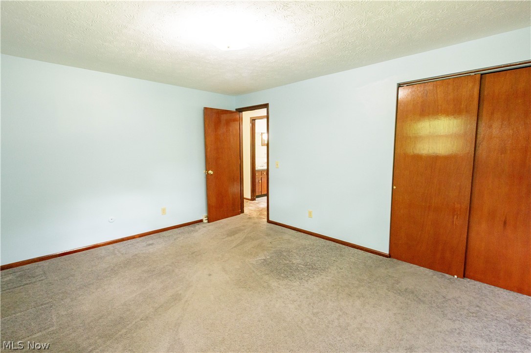 5050 Westbrook Street SE Magnolia OH 44643