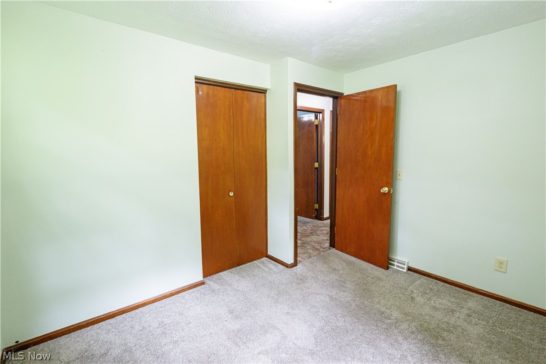 5050 Westbrook Street SE Magnolia OH 44643