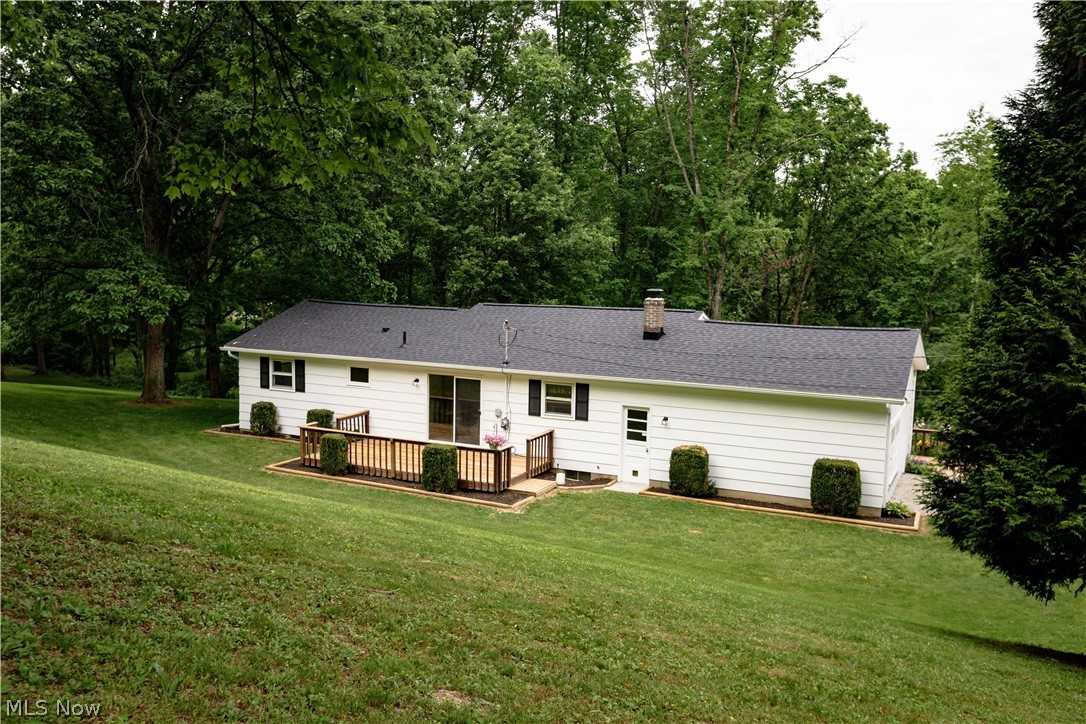 5050 Westbrook Street SE Magnolia OH 44643