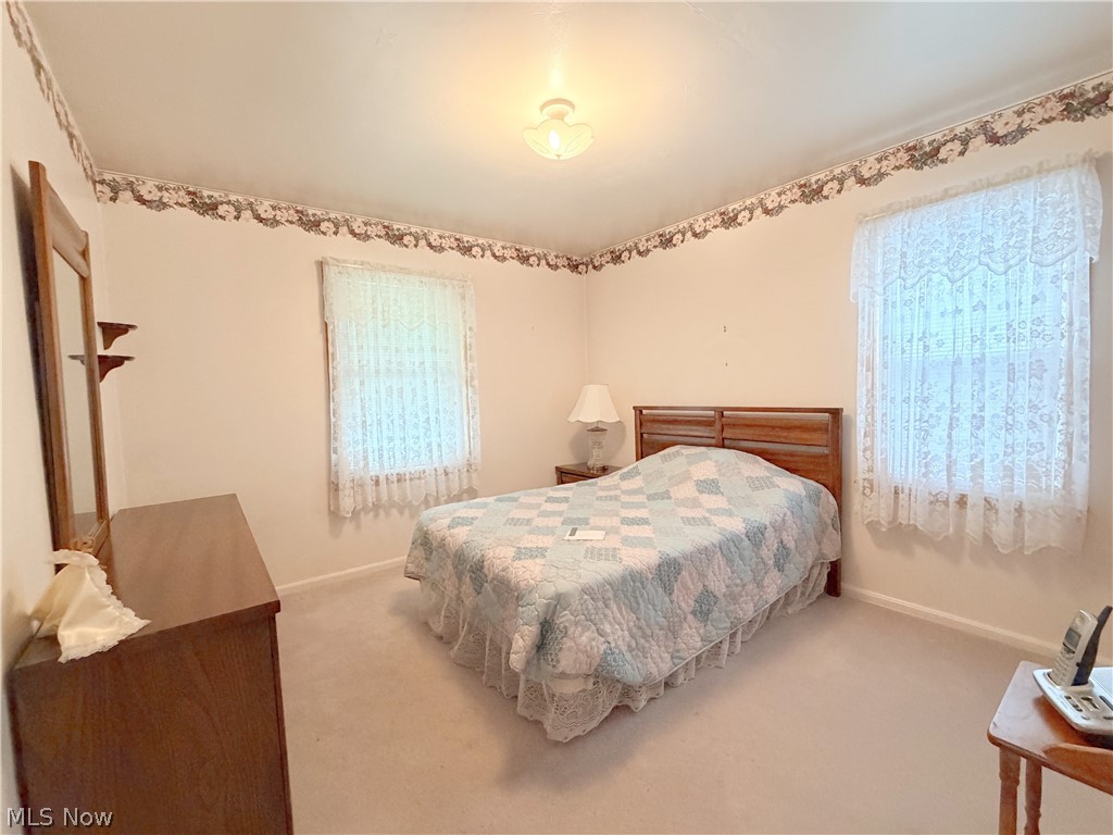18981 Raymond Street Maple Heights OH 44137