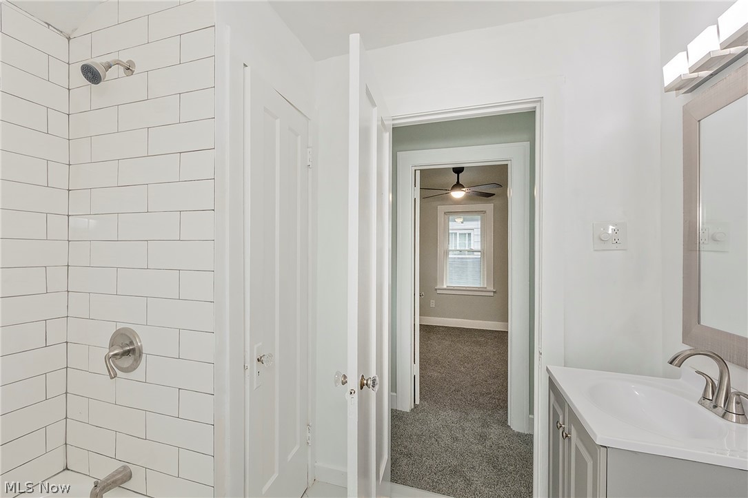 1049 Pembrook Road Cleveland Heights OH 44121